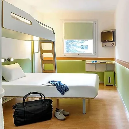 Ibis Budget City Hotel 2*
